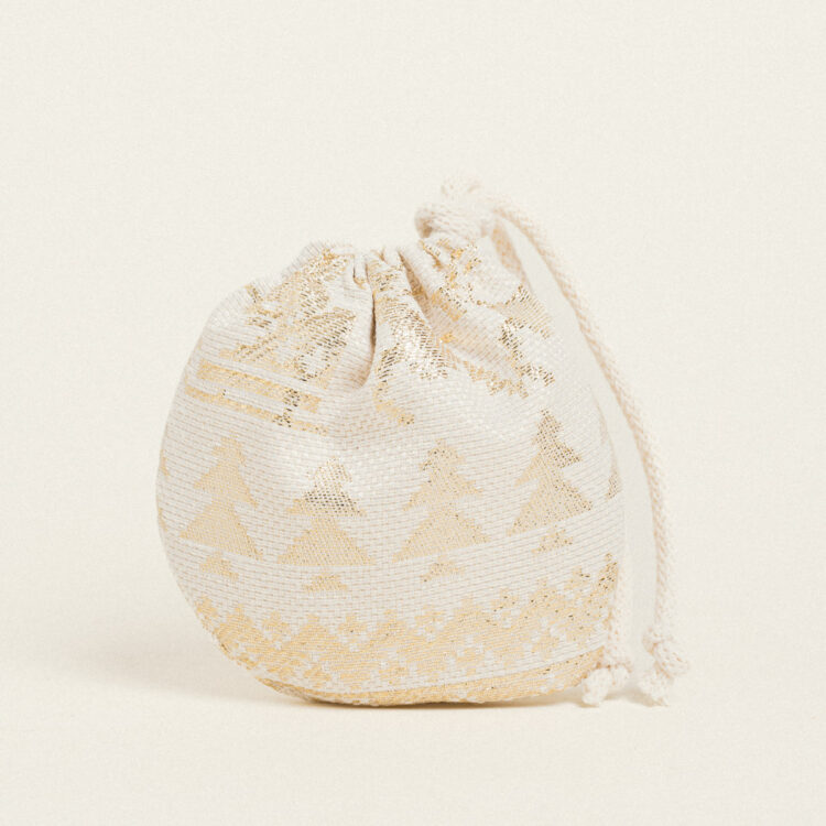 Beauty Home ΠΟΥΓΚΙ ΟΒΑΛ ΜΕ ΚΟΡΔΟΝΙ 13 x 14 cm ΖΑΚΑΡ ΠΑΡΑΔΟΣΙΑΚΟ ΜΕ ΧΡΥΣΑ ΧΡΙΣΤΟΥΓΕΝΝΙΑΤΙΚΑ ΣΧΕΔΙΑ