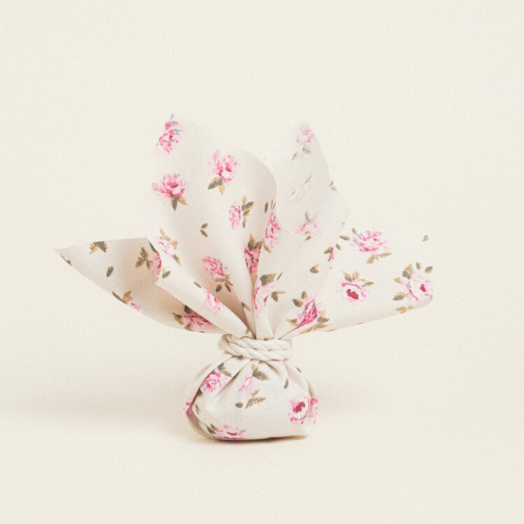 Beauty Home ΜΑΝΤΗΛΙ 27 x 27 cm ΜΙΝΙ ΦΛΟΡΑΛ ΕΚΡΟΥ