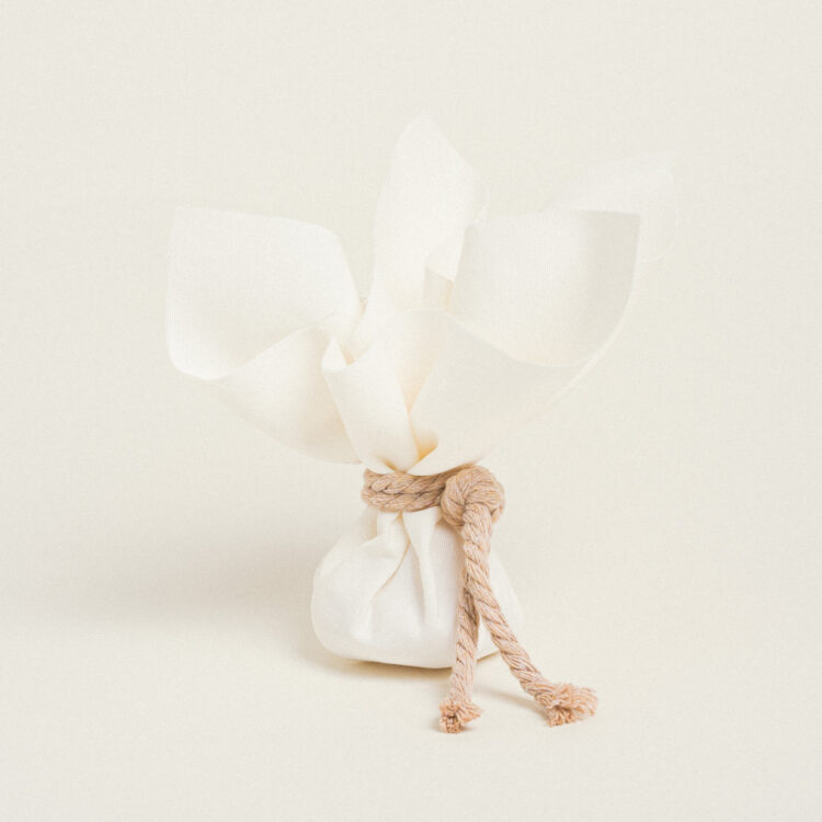 Beauty Home ΜΑΝΤΗΛΙ 27 x 27 cm ΕΚΡΟΥ