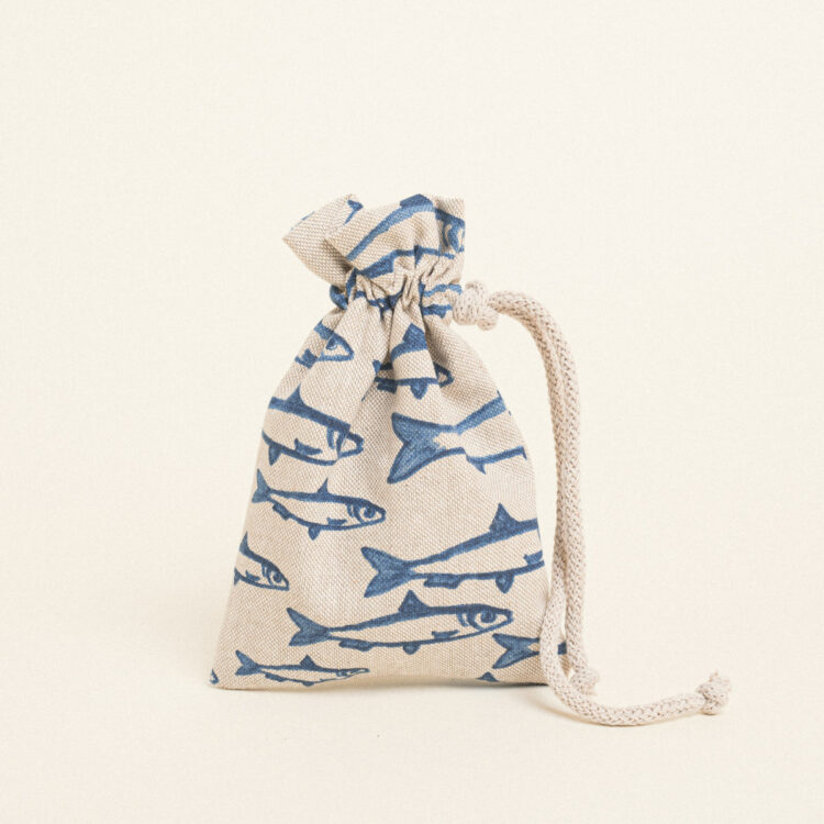 Beauty Home ΠΟΥΓΚΙ ΜΕ ΚΟΡΔΟΝΙ 12 x 17 cm  ΨΑΡΙΑ ΜΕ ΟΨΗ ΖΩΓΡΑΦΙΣΜΕΝΑ ΣΤΟ ΧΕΡΙ