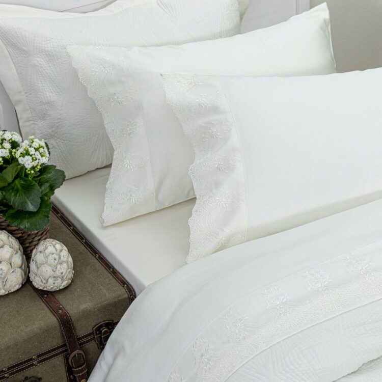 Σεντόνια Με Δαντέλα Σετ Νεφέλη Υπέρδιπλα