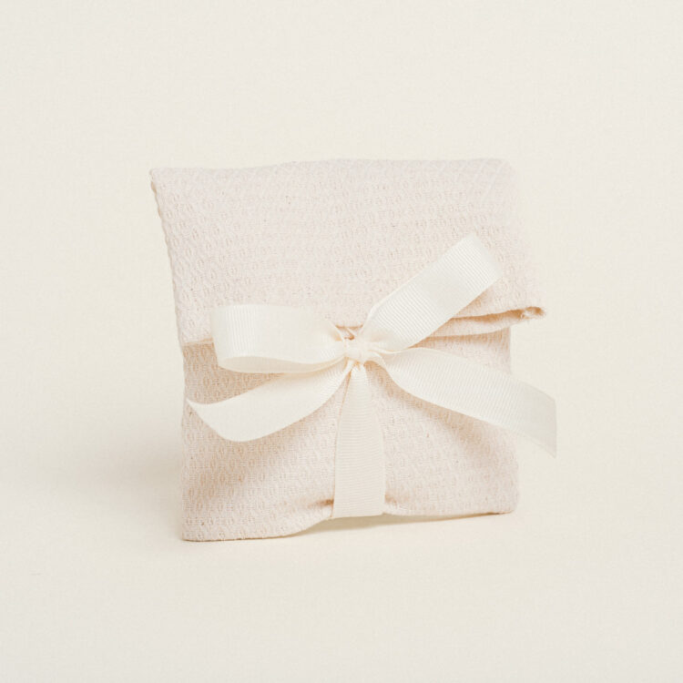 Beauty Home ΠΟΥΓΚΙ ΜΕ ΚΟΡΔΕΛΑ 12 x 17 cm ΚΕΝΤΗΜΑ ΡΟΜΒΟΣ ΕΚΡΟΥ