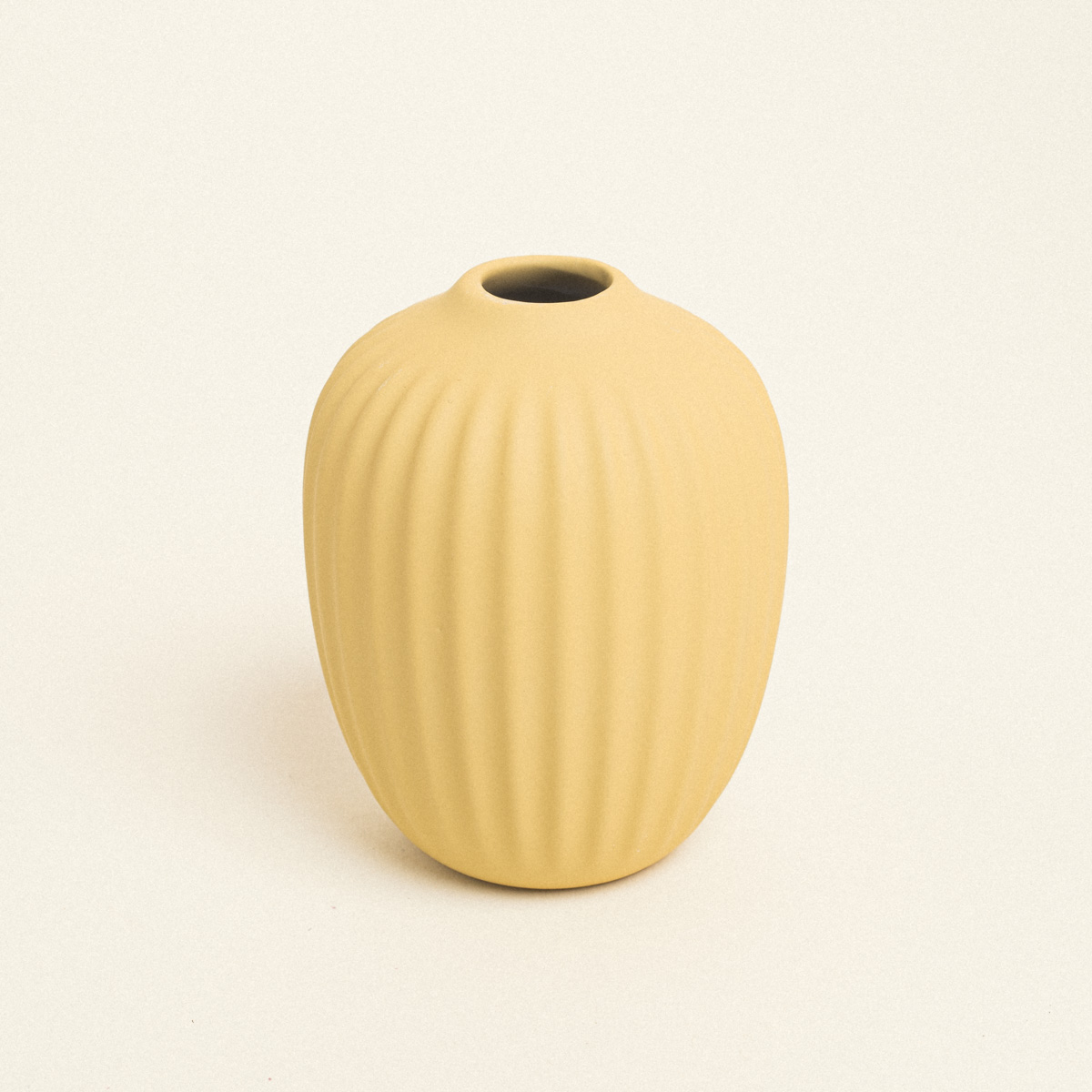 Beauty Home Ματ Κεραμικό Βάζο 8 cm x 10 cm