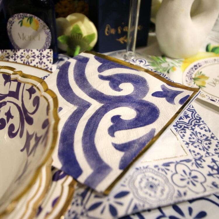 λευκές 24 x 24 cm